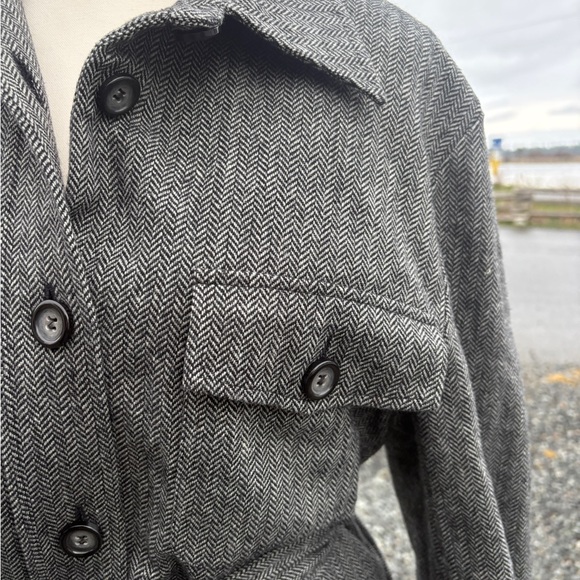 Vintage Herringbone Wool Coat Sz 12 - Picture 3 of 11